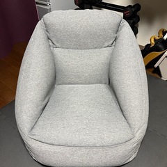無印　空気でできたソファ　グレー