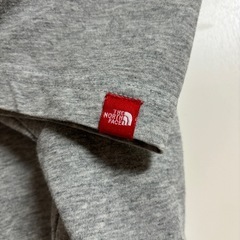 ノースフェイス ユニセックスTシャツLサイズの画像