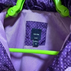 【美品】baby GAP ジャンパー　紫ドット　90センチの画像