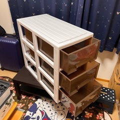 押入れ収納ケースの画像