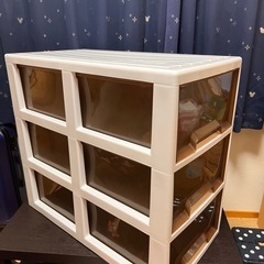 押入れ収納ケースの画像