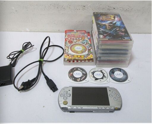 SONY　PSP本体/PSP-2000IS＆ソフト11本セット　動作良好　初期化済　アイスシルバー　ソフト「モンスターハンター」など　ソニー　現状渡し