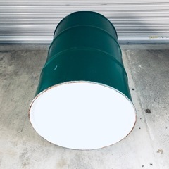 【PayPay可】空ドラム缶　200L　焼却　バーベキュー　貯水　露天風呂　ガーデニング　配達可(有料) グリーンの画像