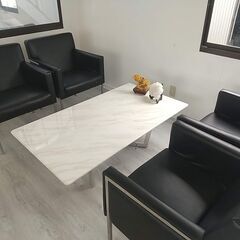 最大468,000円（日当18,000円）◆中古車販売スタッフ・板金塗装スタッフ、自動車整備士急募◆の画像
