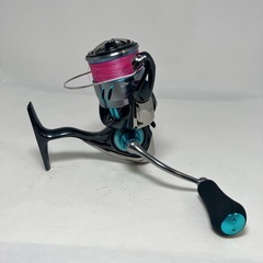 【美品】ダイワ　24エメラルダスX　LT2500-XH