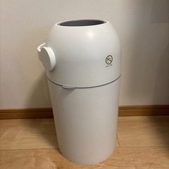 ピジョン　おむつ用ゴミ箱