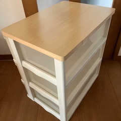 天板付３段ケース　アイリスオーヤマの画像