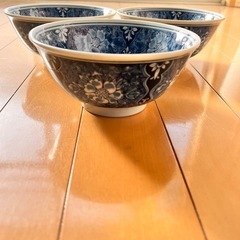 丼3つの画像
