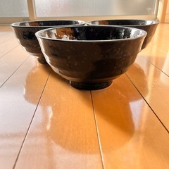丼3個（黒）の画像