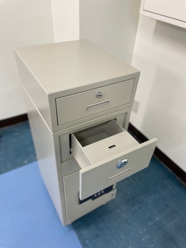 投入式ダイヤル金庫