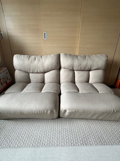 お引き取り様決定【ニトリ】　つながるワイドポケットコイル座椅子