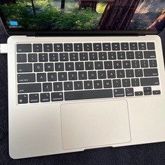 MacBook Air 13インチ　M3チップ　16GB 256GBの画像