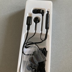 イヤホン
の画像