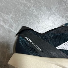 adidas タクミセン9の画像