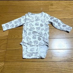 h&m くまさん総柄セットアップの画像