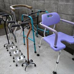 【お譲り先決定済】介護用品 椅子 杖などの画像