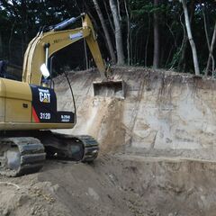 ☆解体・土木作業員　募集★日額10000～14000の画像