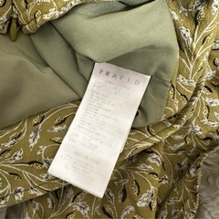 FRAY I.D クルミ釦マチ入りロングスカートの画像