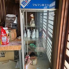 築40年の小料理屋を建て壊します。生活用品あります。