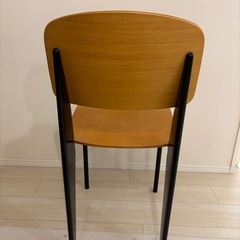 スタンダードチェア一脚の画像