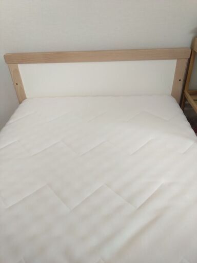 IKEAベッド　SNIGLAR スニーグラル（ベッドフレーム）UNDERLIG ウンデルリグ（マットレス）のセット