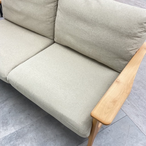 KC-51【新入荷　リサイクル品】ISSEIKI ERIS 2シーターソファ　ベージュ