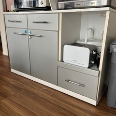 【お譲り先決定】食器棚