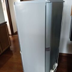 冷蔵庫　Panasonic NR-B175Wの画像
