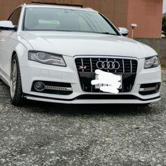 アウディA4