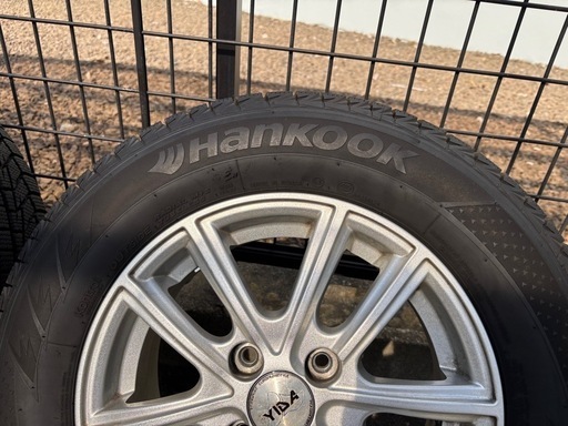 スタッドレスタイヤアルミ付き