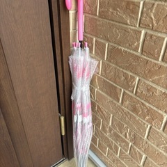 ピンク ビニール傘