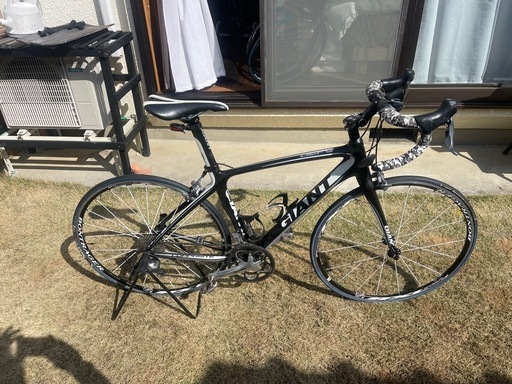 GIANT ロードバイク　DEFY  サイズS  カーボンフレーム