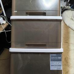 ３段収納ボックスの画像