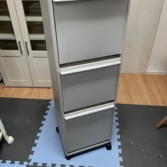 3連　ゴミ箱の画像