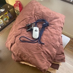 こたつテーブルの画像