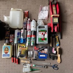 バイクメンテナンス用品、ハンドタッカー、油圧式ジャッキなどまとめての受け渡しの画像