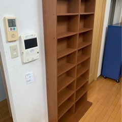 木の棚　収納　背高めの画像
