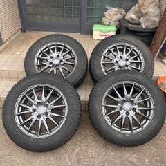 スタッドレスタイヤ中古