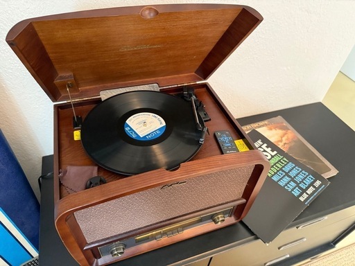 レコードプレーヤー