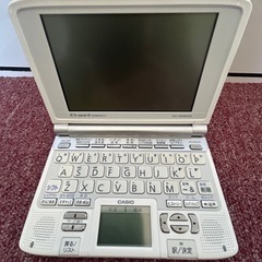 Ⓜ️商品 【土日対応】 ジャンク品　CASIO 電子辞書　XD-SW9100 ／XD-B4800 3器　本体のみ現状渡し　03-30-01の画像
