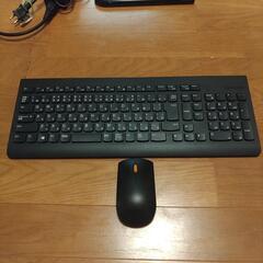 Lenovoパソコン(デスクトップ)の画像