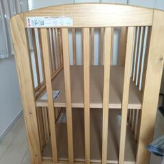 ベビーベッドの画像