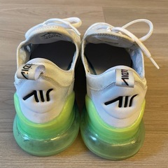 【状態良】Nike Air Max 270の画像