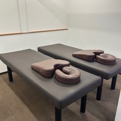 4月19日まで⭐︎施術用ベッド【2台セットで15000円】 4月19日まで⭐︎施術用ベッド【2台セットで15000円】