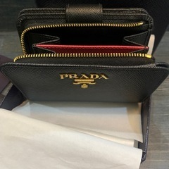 PRADAサフィアーノマルチカラー財布の画像