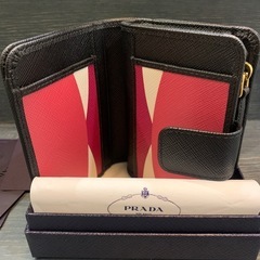PRADAサフィアーノマルチカラー財布の画像