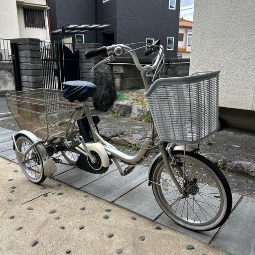 YAMAHA 電動アシスト三輪車　PAS