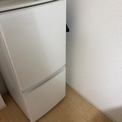 SHARP 2ドア　冷蔵庫　SJ-D14B-W