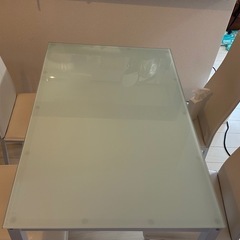 "決まりました"ガラステーブル 椅子4脚  美品の画像