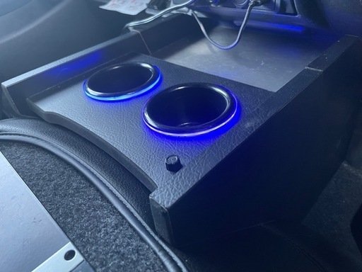 4月14日まで　ハイエース　イルミ付きセンターコンソール　ナロー